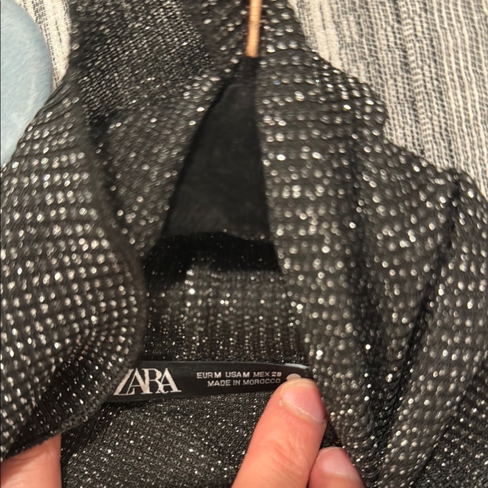 Zara Women Black Sparkle Turtleneck - Picture 7 of 7